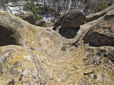 Праисторическо мегалитно светилище на пътя към Чурен  10